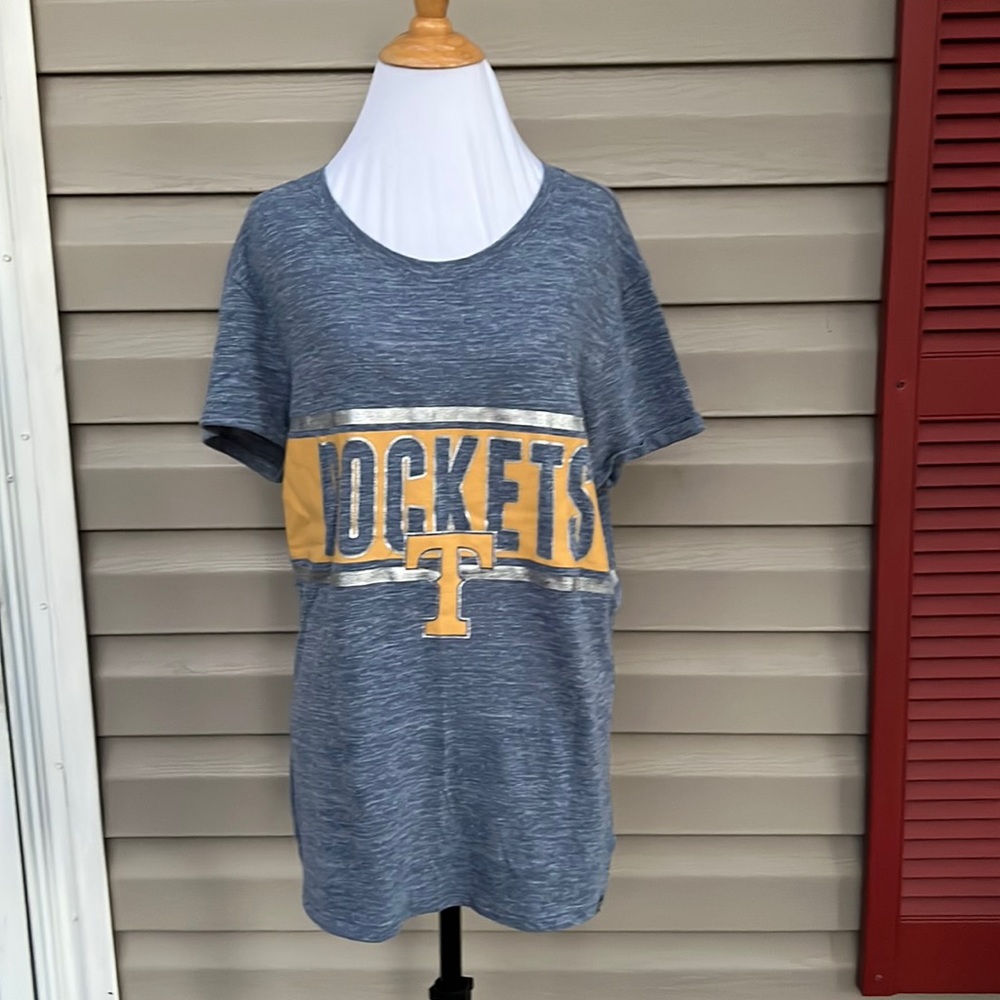 ‘47" womens gray,gold&silver Tennessee Rockets tee